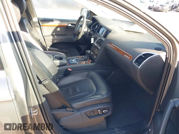 2015 Audi Q7 Premium Plus with VIN WA1LMAFE8FD029395, listed as a IAAI auction lot 41272971 with 110,525 mi miles and . Bid and sale history available at DreamBid. Image 5.