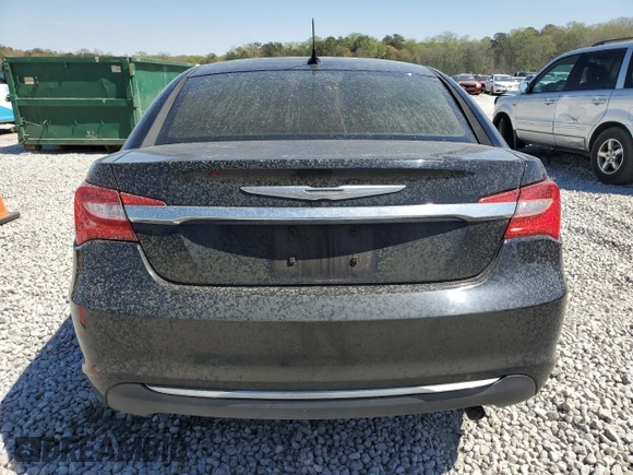 2011 Chrysler 200 Touring z VIN 1C3BC1FB4BN576330, wystawiony jako Copart lot #50592145 z przebiegiem Nie podano mil oraz Nie do naprawy • Non repairable. Historia ofert i sprzedaży dostępna na DreamBid. Obrazek 6.