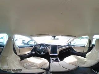 2013 Tesla Model S with VIN 5YJSA1CN2DFP17316, listed as a IAAI auction lot 42092751 with 1 mi miles. Bid and sale history available at carsss.com. Image 20.