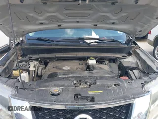 2014 Nissan Pathfinder Platinum with VIN 5N1AR2MN3EC715979, listed as a IAAI auction lot 42674730 with 131,156 mi miles and . Bid and sale history available at DreamBid. Image 10.