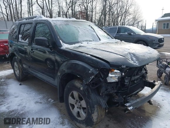 2005 Nissan Pathfinder SE with VIN 5N1AR18U85C756782, listed as a IAAI auction lot 41278886 with 209,555 mi miles. Bid and sale history available at carsss.com. Image 1.