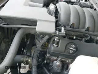 2018 Chevrolet Suburban LT with VIN 1GNSCHKC0JR273224, listed as a IAAI auction lot 42080783 with Not provided miles and . Bid and sale history available at DreamBid. Image 19.