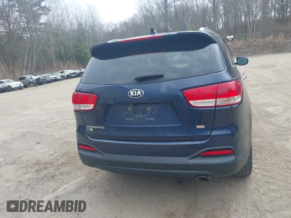 2016 Kia Sorento LX with VIN 5XYPGDA34GG054366, listed as a IAAI auction lot 42126008 with 218,148 mi miles. Bid and sale history available at carsss.com. Image 16.