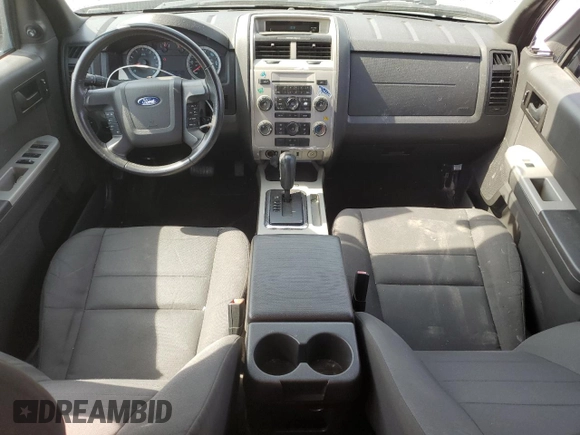 2012 Ford Escape XLT with VIN 1FMCU9DG6CKB80148, listed as a Copart auction lot 59953445 with 104,959 mi miles and Clean title. Bid and sale history available at DreamBid. Image 8.