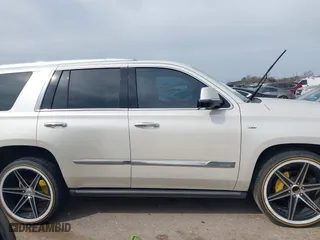 2015 Cadillac Escalade Premium with VIN 1GYS3NKJ1FR553712, listed as a IAAI auction lot 41660900 with 93,423 mi miles. Bid and sale history available at carsss.com. Image 13.