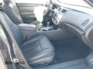 2018 Nissan Altima 2.5 SR with VIN 1N4AL3AP7JC134311, listed as a IAAI auction lot 41770363 with 64,916 mi miles. Bid and sale history available at carsss.com. Image 5.