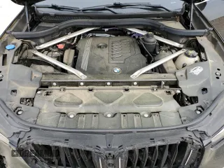2021 BMW X5 xDrive40i with VIN 5UXCR6C08M9D83268, listed as a Copart auction lot 51781335 with 97,885 mi miles and Salvage title. Bid and sale history available at DreamBid. Image 12.