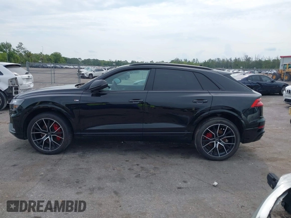 2022 Audi Q8 Premium Plus with VIN WA1EVBF18ND007050, listed as a IAAI auction lot 41863552 with 18,523 mi miles. Bid and sale history available at carsss.com. Image 14.