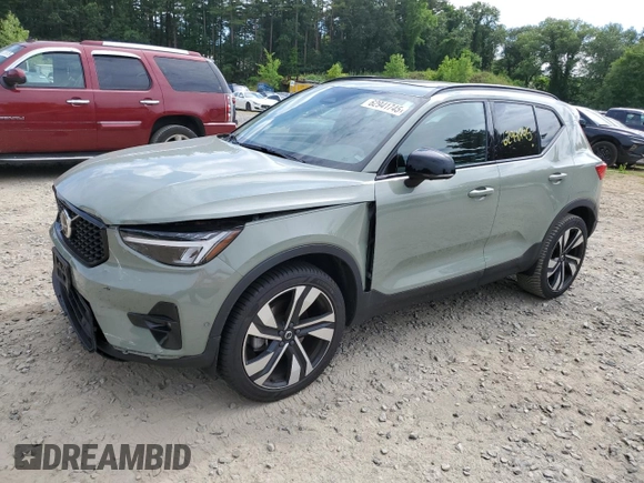 2023 Volvo XC40 Plus Dark Theme с VIN YV4L12UW6P2050773, выставлен на аукционе Copart как лот 62941745 с пробегом 39 865 миль миль и Списание • Salvage title. История ставок и продаж доступна на DreamBid. Изображение 1.