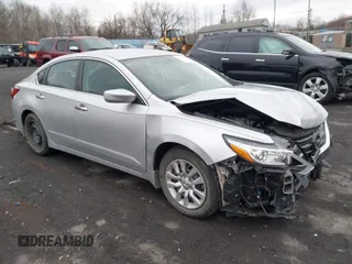 2018 Nissan Altima 2.5 S with VIN 1N4AL3AP4JC276616, listed as a IAAI auction lot 41934917 with 58,209 mi miles. Bid and sale history available at carsss.com. Image 1.