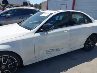 2019 Mercedes-Benz C 300 with VIN 55SWF8DBXKU313935, listed as a IAAI auction lot 42023753 with 120,777 mi miles and . Bid and sale history available at DreamBid. Image 6.