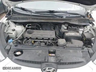 2013 Hyundai Tucson GLS with VIN KM8JU3AC2DU561443, listed as a IAAI auction lot 41600727 with 179,694 mi miles. Bid and sale history available at carsss.com. Image 10.
