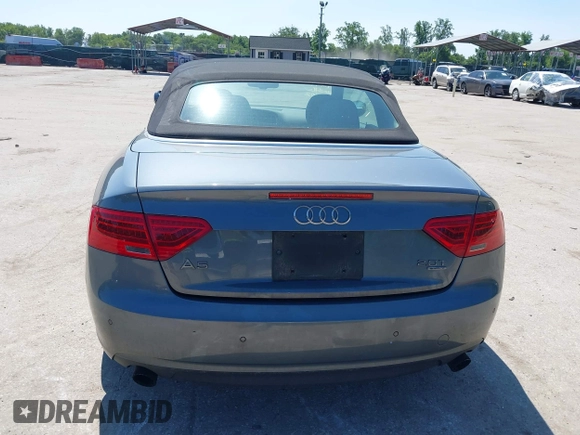 2014 Audi A5 Premium Plus z VIN WAULFAFH0EN003941, wystawiony jako IAAI lot #42406249 z przebiegiem 120 501 mil mil oraz . Historia ofert i sprzedaży dostępna na DreamBid. Obrazek 16.