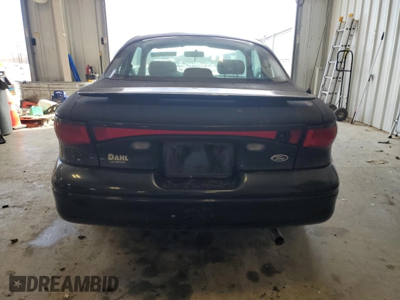 2001 Ford Escort ZX2 with VIN 3FAFP11331R134772, listed as a Copart auction lot 46409045 with 82,221 mi miles and Clean Title. Bid and sale history available at carsss.com. Image 6.