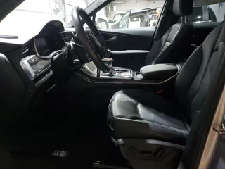 2020 Audi Q7 Premium Plus with VIN WA1LJAF71LD013450, listed as a Copart auction lot 44107015 with 74,335 mi miles and Salvage title. Bid and sale history available at DreamBid. Image 7.