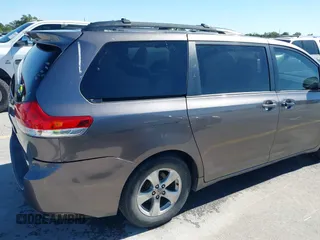 2014 Toyota Sienna LE AAS with VIN 5TDKK3DC8ES457023, listed as a IAAI auction lot 42067713 with 335,130 mi miles. Bid and sale history available at carsss.com. Image 21.
