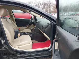 2006 Pontiac G6 GT with VIN 1G2ZH558564291757, listed as a IAAI auction lot 41823407 with 185,859 mi miles and . Bid and sale history available at DreamBid. Image 5.