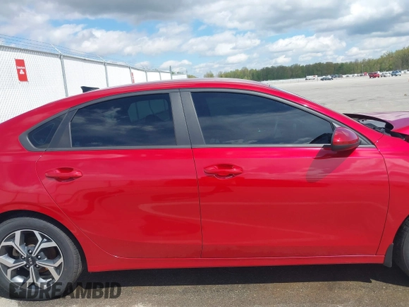 2021 Kia Forte LXS с VIN 3KPF24AD4ME288907, выставлен на аукционе IAAI как лот 42084081 с пробегом 47 786 миль миль и . История ставок и продаж доступна на DreamBid. Изображение 14.