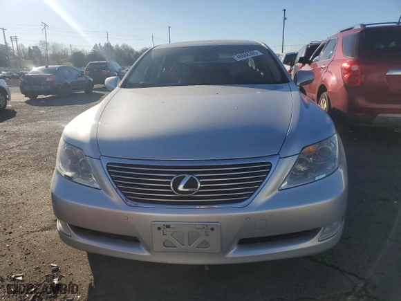 2009 Lexus LS 460 LWB with VIN JTHGL46FX95035992, listed as a Copart auction lot 46688365 with 109,763 mi miles and Salvage Title. Bid and sale history available at carsss.com. Image 5.