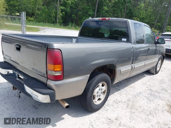 2000 Chevrolet Silverado 1500 LS with VIN 2GCEC19T4Y1269344, listed as a IAAI auction lot 42167334 with 294,781 mi miles. Bid and sale history available at carsss.com. Image 4.