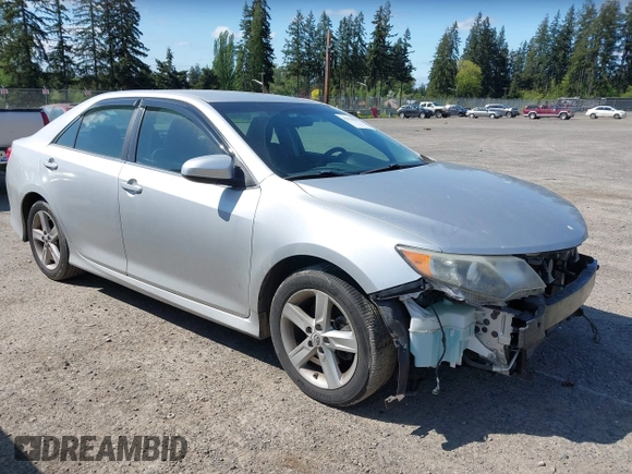 2012 Toyota Camry L with VIN 4T1BF1FK7CU114902, listed as a IAAI auction lot 42154137 with 75,600 mi miles. Bid and sale history available at carsss.com. Image 1.