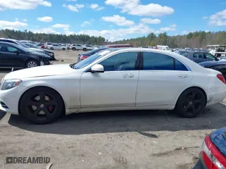 2014 Mercedes-Benz S-Class S 550 with VIN WDDUG8FB5EA046225, listed as a IAAI auction lot 41887436 with 109,551 mi miles. Bid and sale history available at carsss.com. Image 14.