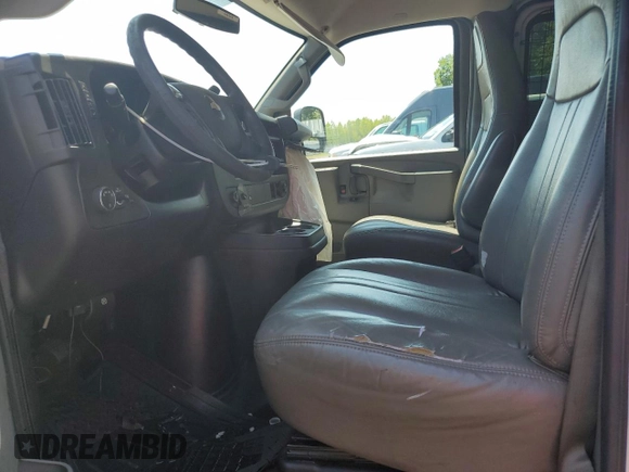 2016 Chevrolet Express Cargo с VIN 1GCWGAFF2G1182540, выставлен на аукционе Copart как лот 64557475 с пробегом Не указан миль и Списание • Salvage title. История ставок и продаж доступна на DreamBid. Изображение 7.