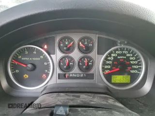 2004 Ford F-150 XL with VIN 1FTRF14544NB95529, listed as a Copart auction lot 42711215 with 124,622 mi miles and Clean Title. Bid and sale history available at DreamBid. Image 9.