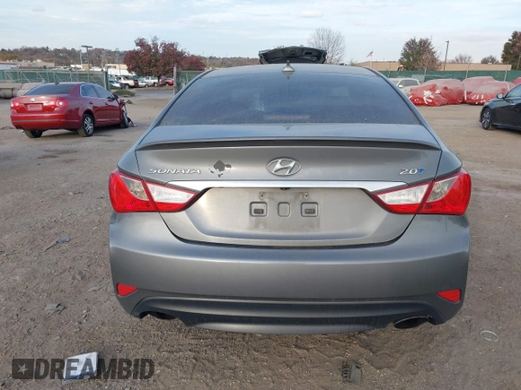2014 Hyundai Sonata Limited with VIN 5NPEC4AB9EH897799, listed as a IAAI auction lot 40771774 with 221,000 mi miles and . Bid and sale history available at DreamBid. Image 15.