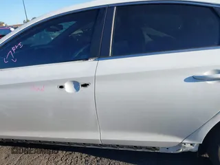 2016 Hyundai Sonata SE with VIN 5NPE24AF5GH346620, listed as a IAAI auction lot 41857993 with 90,617 mi miles and . Bid and sale history available at DreamBid. Image 15.
