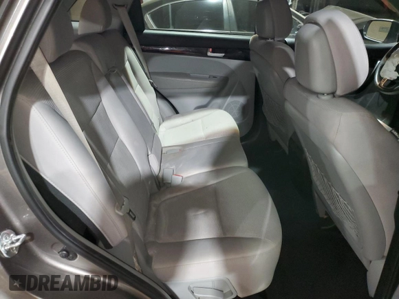 2015 Kia Sorento LX with VIN 5XYKT3A68FG593730, listed as a Copart auction lot 83308664 with 145,209 mi miles and Salvage Title. Bid and sale history available at carsss.com. Image 11.