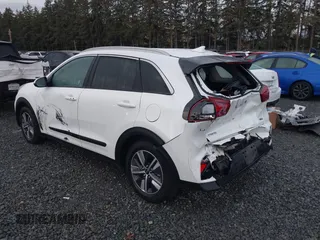 2022 Kia Niro LXS with VIN KNDCB3LC2N5542807, listed as a IAAI auction lot 40733090 with 28,791 mi miles. Bid and sale history available at carsss.com. Image 3.