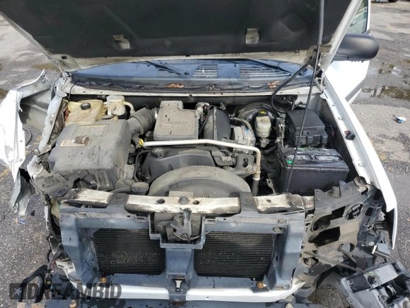 2005 Chevrolet TrailBlazer LS with VIN 1GNDS13S652324801, listed as a Copart auction lot 49913205 with 274,752 mi miles and Salvage Title. Bid and sale history available at DreamBid. Image 12.