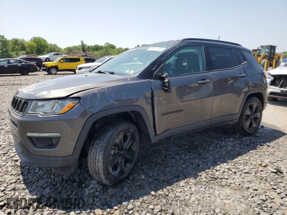 2019 Jeep Compass Altitude with VIN 3C4NJDBB0KT683557, listed as a Copart auction lot 59211055 with 102,648 mi miles and Salvage title. Bid and sale history available at DreamBid. Image 1.