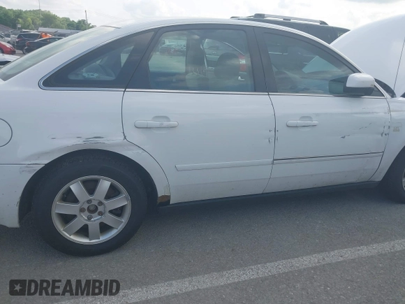 2005 Ford Five Hundred SE с VIN 1FAFP23155G180845, выставлен на аукционе IAAI как лот 42298793 с пробегом 204 197 миль миль и . История ставок и продаж доступна на DreamBid. Изображение 6.