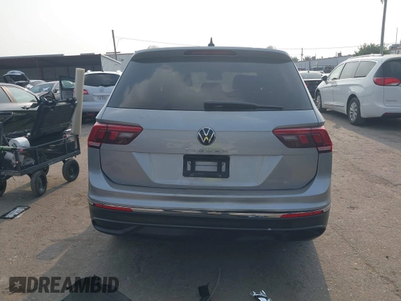 2024 Volkswagen Tiguan S with VIN 3VVRB7AX2RM185718, listed as a IAAI auction lot 42303387 with 30,761 mi miles and . Bid and sale history available at DreamBid. Image 17.