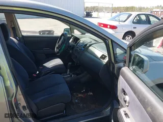 2008 Nissan Versa 1.8 S with VIN 3N1BC13E88L387251, listed as a IAAI auction lot 41851577 with 275,098 mi miles. Bid and sale history available at carsss.com. Image 5.