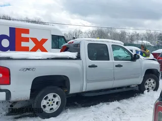 2013 Chevrolet Silverado 1500 LS with VIN 3GCPKREA3DG339562, listed as a IAAI auction lot 41270481 with 86,349 mi miles and . Bid and sale history available at DreamBid. Image 13.