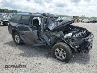 2021 Toyota 4Runner SR5 Premium with VIN JTENU5JR2M5929292, listed as a Copart auction lot 60743695 with 50,725 mi miles and Salvage title. Bid and sale history available at DreamBid. Image 4.
