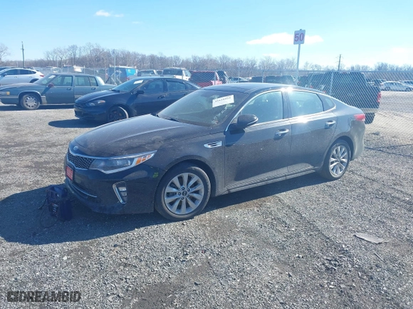 2018 Kia Optima LX with VIN 5XXGT4L30JG188067, listed as a IAAI auction lot 41618951 with NaN miles. Bid and sale history available at carsss.com. Image 17.