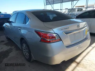 2015 Nissan Altima 2.5 SV with VIN 1N4AL3AP2FC146003, listed as a IAAI auction lot 41657030 with 127,489 mi miles. Bid and sale history available at carsss.com. Image 3.