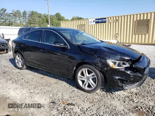 2015 Volvo S60 T5 Drive-E Premier z VIN YV140MFB0F1316643, wystawiony jako Copart lot #70535384 z przebiegiem 88 380 mil mil oraz Nie do naprawy • Non repairable. Historia ofert i sprzedaży dostępna na DreamBid. Obrazek 4.