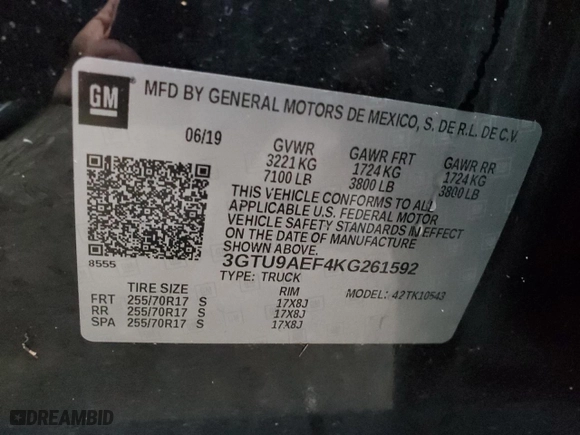 2019 GMC Sierra 1500 with VIN 3GTU9AEF4KG261592, listed as a Copart auction lot 79966724 with 61,263 mi miles and Salvage Title. Bid and sale history available at carsss.com. Image 12.