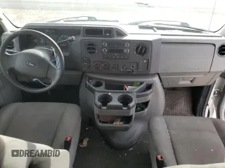 2009 Ford Econoline Passenger XL with VIN 1FBNE31L69DA72252, listed as a Copart auction lot 38618574 with Not Provided miles and Salvage Title. Bid and sale history available at DreamBid. Image 8.