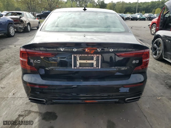 2022 Volvo S60 Momentum with VIN 7JRL12FZ8NG165130, listed as a Copart auction lot 71807484 with 24,990 mi miles and Salvage Title. Bid and sale history available at carsss.com. Image 6.