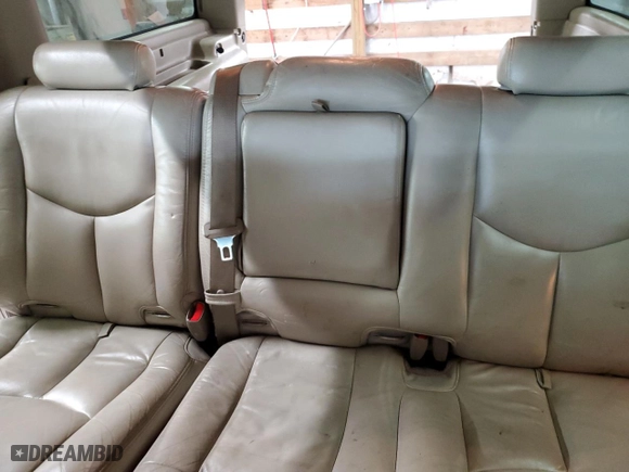 2003 Chevrolet Suburban LT with VIN 1GNFK16Z23R137075, listed as a Copart auction lot 46408225 with 0 mi miles and Salvage Title. Bid and sale history available at carsss.com. Image 10.