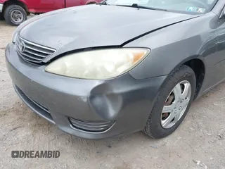 2006 Toyota Camry STD with VIN JTDBE30K063039692, listed as a IAAI auction lot 42121296 with 109,687 mi miles. Bid and sale history available at carsss.com. Image 6.