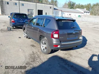 2016 Jeep Compass High Altitude Edition with VIN 1C4NJDEB0GD707882, listed as a IAAI auction lot 41112184 with 132,721 mi miles. Bid and sale history available at carsss.com. Image 3.