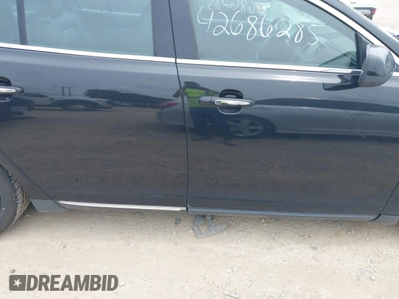 2013 Lincoln MKS EcoBoost with VIN 1LNHL9FT3DG607213, listed as a IAAI auction lot 42686285 with 97,622 mi miles and . Bid and sale history available at DreamBid. Image 13.