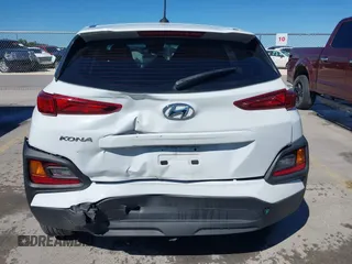 2020 Hyundai Kona SE with VIN KM8K12AA7LU424244, listed as a IAAI auction lot 42081675 with 35,251 mi miles. Bid and sale history available at carsss.com. Image 6.